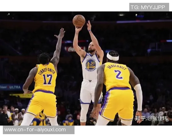 2021年NBA常规赛湖人对勇士精彩直播回顾与赛后分析 2021年NBA常规赛湖人对勇士精彩直播回顾与赛后分析